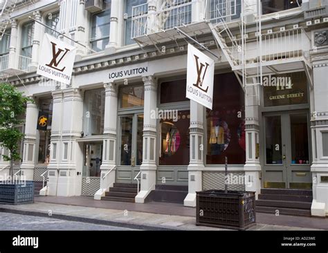 louis vuitton stores in nyc|louis vuitton nyc store locations.